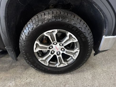 Used 2020 GMC Sierra 1500 SLE w/ X31 Off-Road Package AWD/4WD image 26
