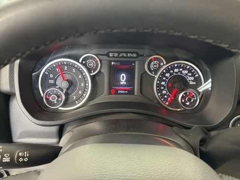 Certified 2025 RAM 2500 Big Horn AWD/4WD image 25