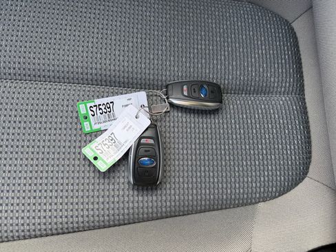 Certified 2025 Subaru Forester Premium w/ Convenience Package #2 image 21