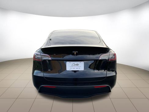 Used 2022 Tesla Model Y Performance image 6