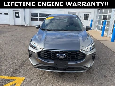 Used 2025 Ford Escape ST-Line w/ Tech Pack #1 image 3