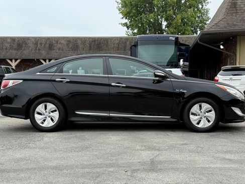 Used 2014 Hyundai Sonata Hybrid FWD image 6