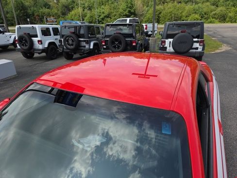 Used 2010 Dodge Challenger R/T image 30