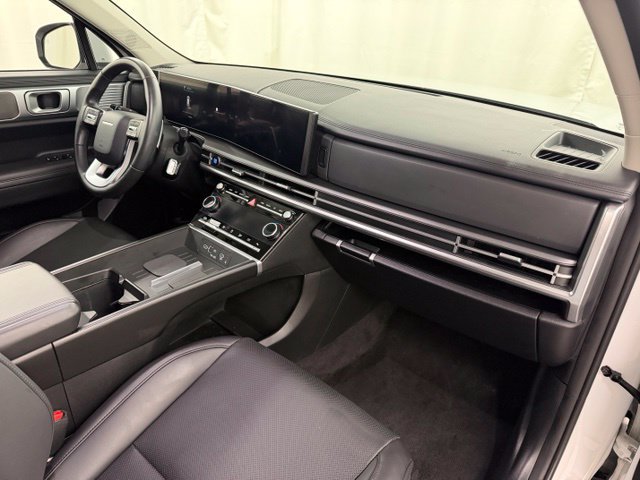 Used 2026 Hyundai Santa Fe SEL AWD/4WD image 14