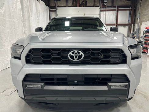 Used 2025 Toyota 4Runner TRD Off-Road Premium image 2