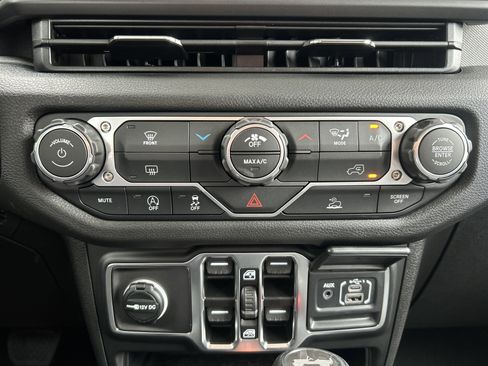 New 2026 Jeep Wrangler Sport image 22