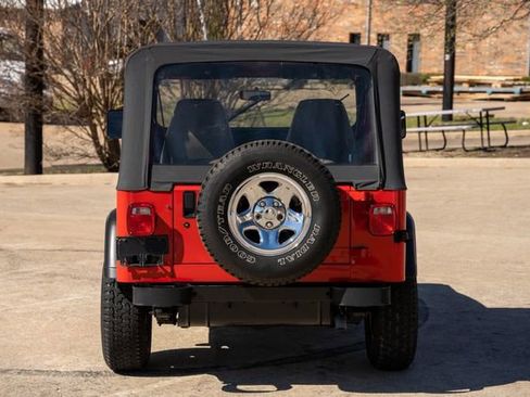 Used 1993 Jeep Wrangler S image 5
