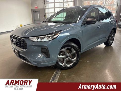 Used 2024 Ford Escape ST-Line image 1