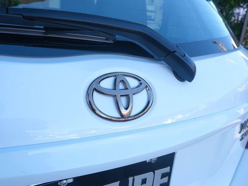 Used 2016 Toyota Yaris SE image 40