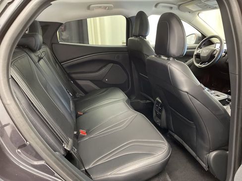 Used 2021 Ford Mustang Mach-E Premium image 31