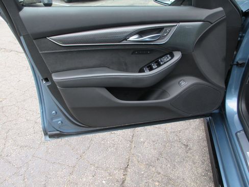 Used 2023 Cadillac CT5 V Blackwing RWD image 13