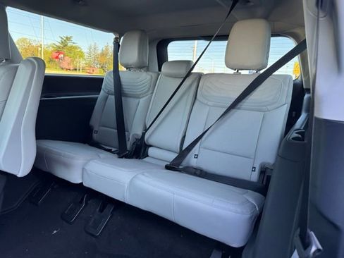 New 2026 Ford Expedition Max Platinum w/ Platinum Ultimate Package AWD/4WD image 14