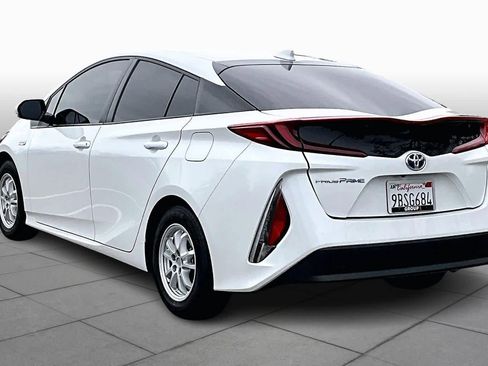 Certified 2022 Toyota Prius Prime LE image 11