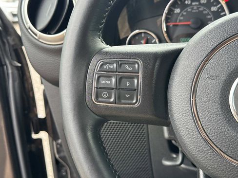 Used 2018 Jeep Wrangler Sahara w/ Connectivity Group image 21