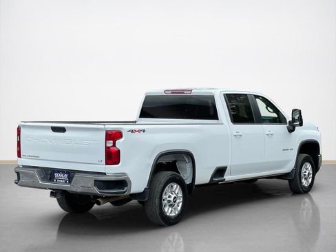 Used 2024 Chevrolet Silverado 2500 LT AWD/4WD image 10