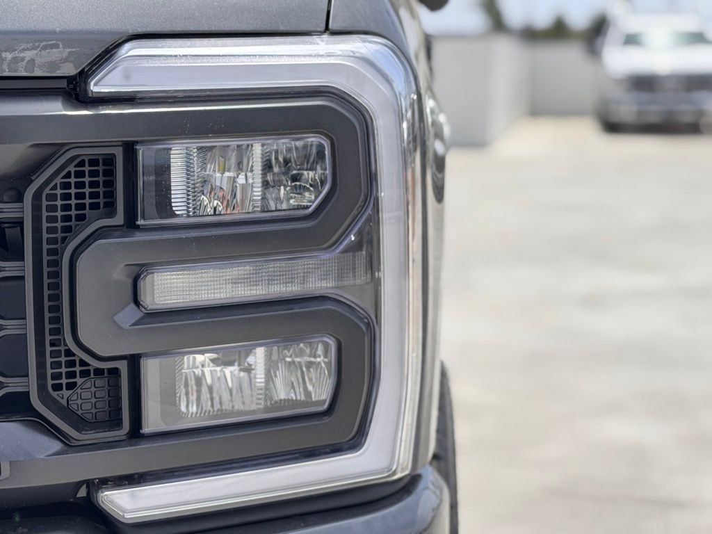 New 2025 Ford F350 XL w/ STX Appearance Package AWD/4WD image 8
