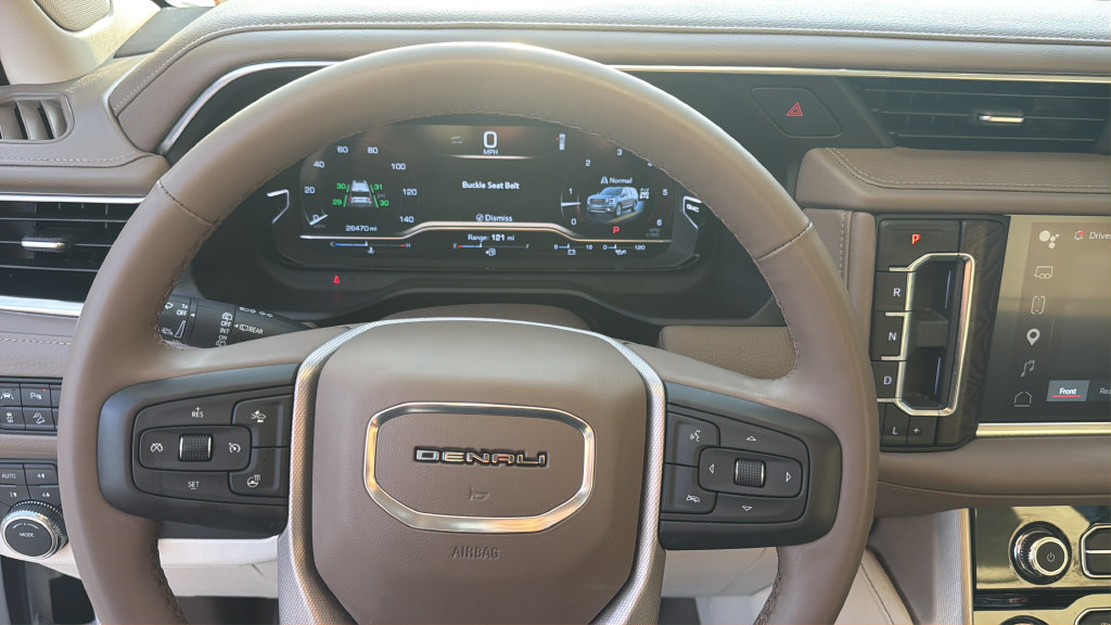 Used 2023 GMC Yukon XL Denali AWD/4WD image 15
