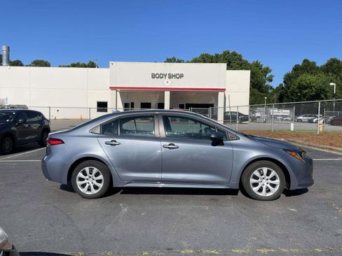 Used 2024 Toyota Corolla LE FWD image 20