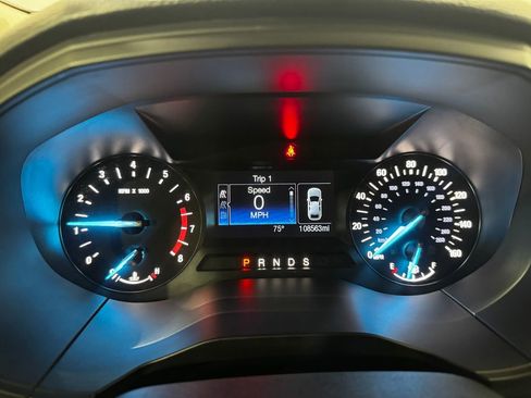 Used 2020 Ford Edge SE AWD/4WD image 7