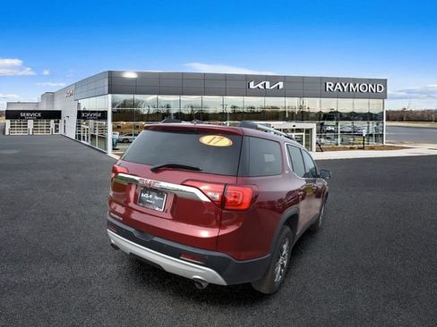 Used 2017 GMC Acadia SLT w/ LPO, Floor Liner Package FWD image 3