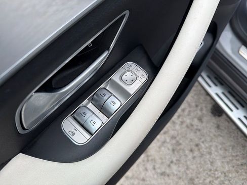 Used 2024 Mercedes-Benz GLE 350 4MATIC image 12