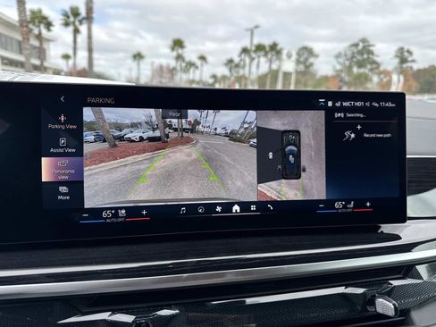 New 2026 BMW X7 xDrive40i w/ Executive Package image 27