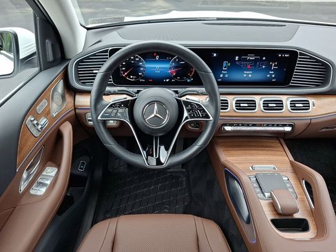 Certified 2026 Mercedes-Benz GLE 450 4MATIC image 12