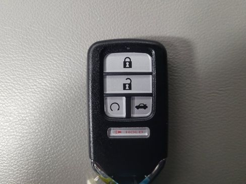 Used 2020 Honda Accord LX image 32