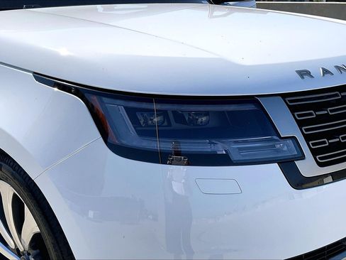 New 2026 Land Rover Range Rover Long Wheelbase SE AWD/4WD image 19