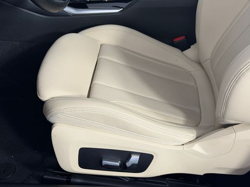 Used 2022 BMW 230i Coupe w/ Premium Package 2 RWD image 14