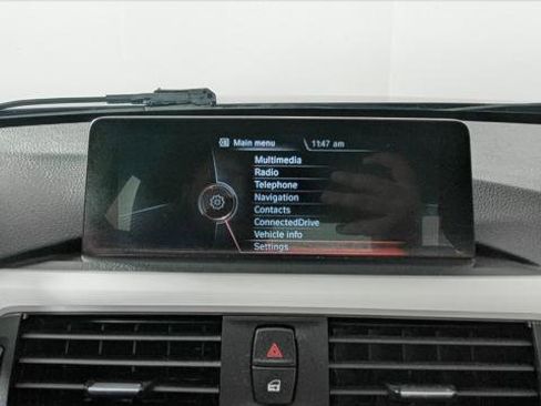 Used 2016 BMW 320i xDrive Sedan image 30