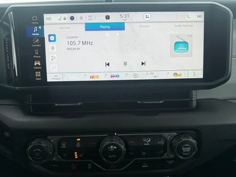 New 2026 Jeep Gladiator Sport image 20