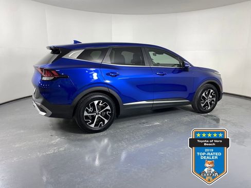 Certified 2023 Kia Sportage EX image 6