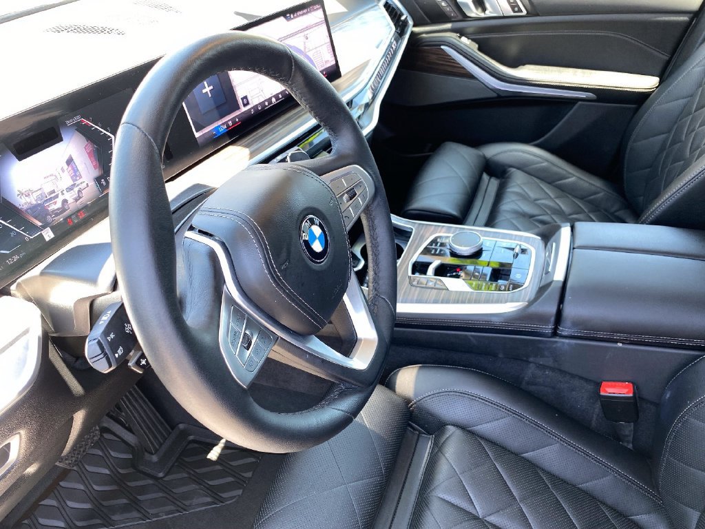 Used 2024 BMW X7 xDrive40i AWD/4WD image 26