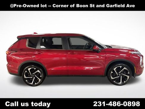 Used 2024 Mitsubishi Outlander SE AWD/4WD image 6