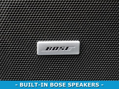 Used 2022 Chevrolet Traverse RS image 18