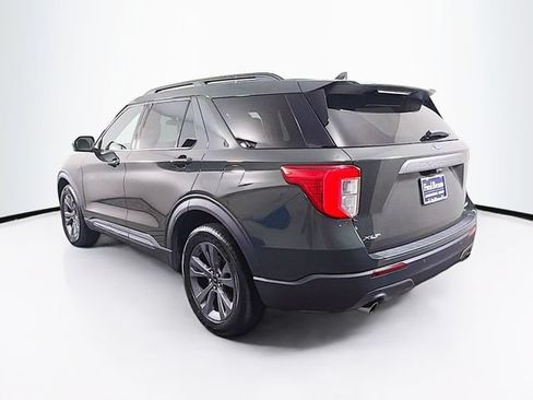 Used 2023 Ford Explorer XLT w/ Equipment Group 202A AWD/4WD image 6
