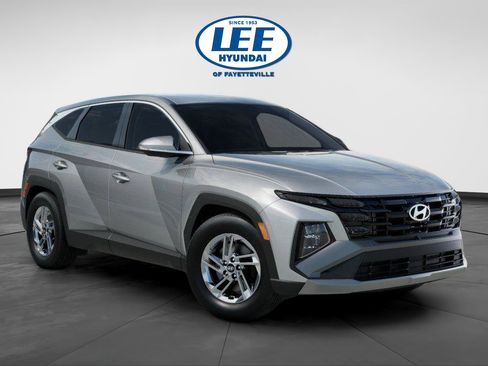 Certified 2026 Hyundai Tucson SE FWD image 1