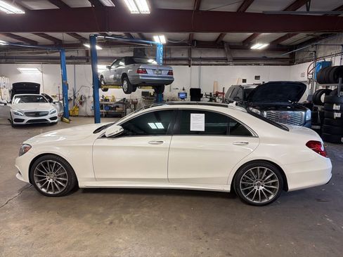 Used 2016 Mercedes-Benz S 550 Sedan image 2