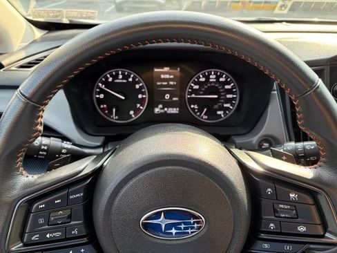 Used 2025 Subaru Crosstrek 2.5i Limited AWD/4WD image 15