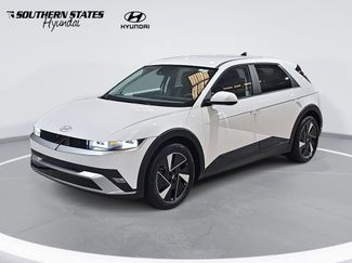 New 2026 Hyundai Ioniq 5 SE video 1