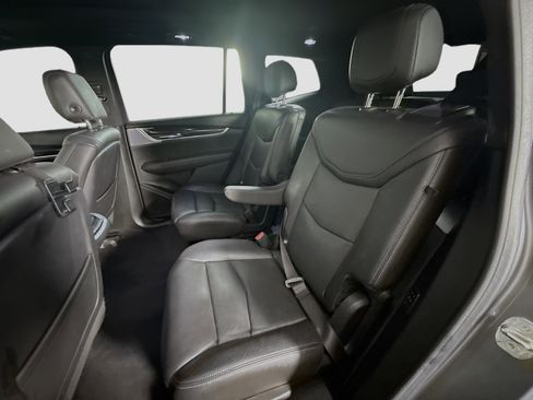 Used 2020 Cadillac XT6 Premium Luxury image 25