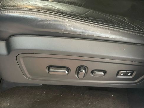 Used 2015 Lincoln Navigator 2WD image 14