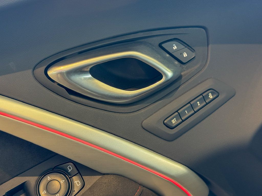 Used 2022 Chevrolet Camaro ZL1 RWD image 13