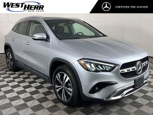 Certified 2025 Mercedes-Benz GLA 250 4MATIC image 1