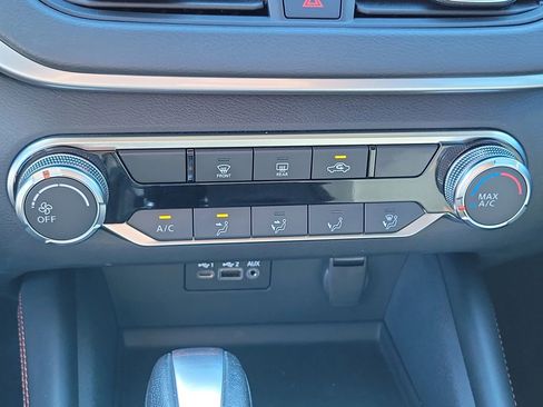 Used 2022 Nissan Altima 2.5 SR image 29