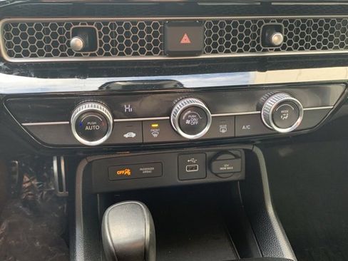 Certified 2024 Honda Civic Sport image 13