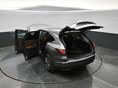 Used 2024 Acura MDX SH-AWD w/ Technology Package image 38