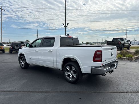 Used 2022 RAM 1500 Laramie AWD/4WD image 12
