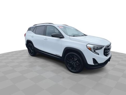 Used 2020 GMC Terrain SLE w/ Driver Convenience Package AWD/4WD image 2